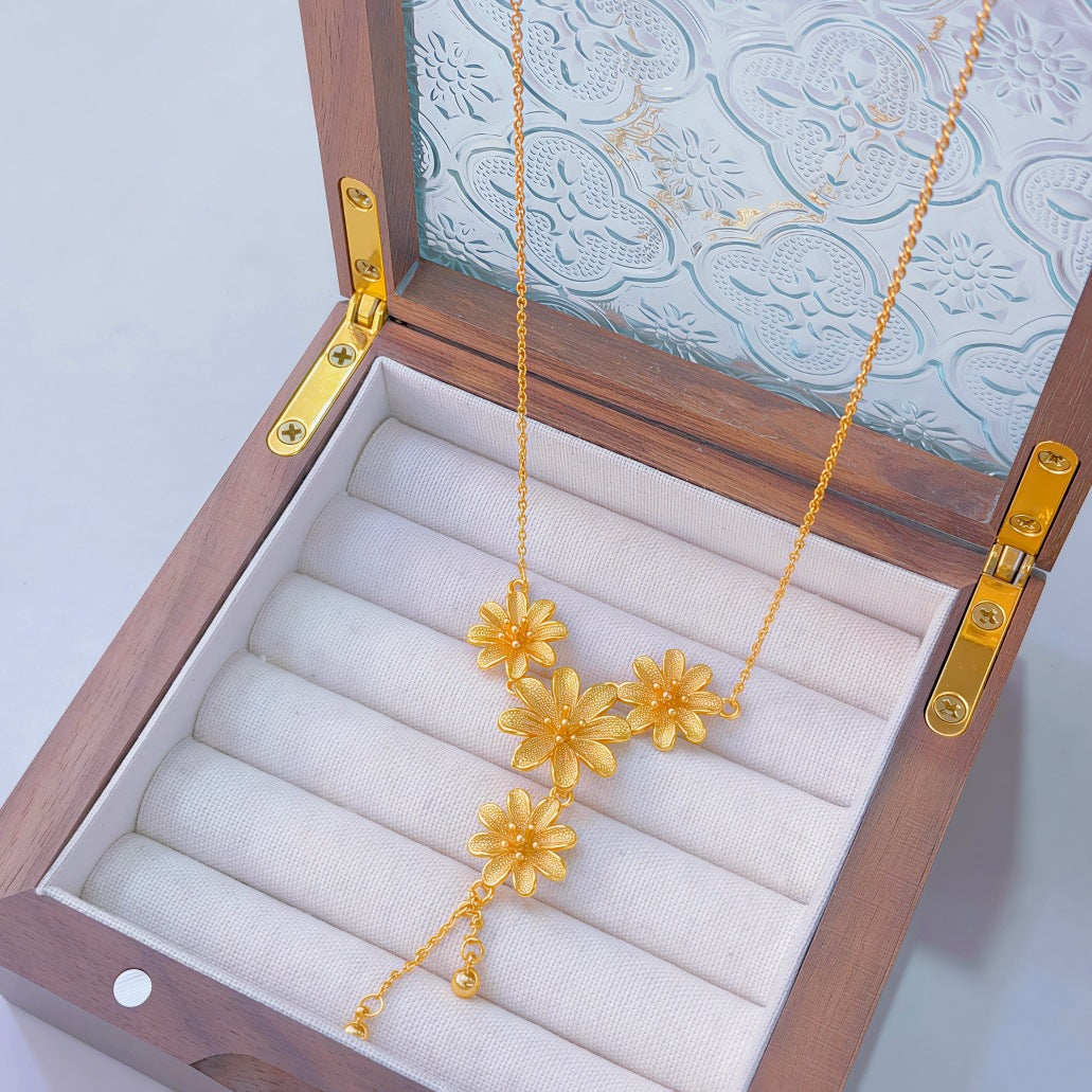 Ginkgo Leaf Variety Retro Affordable Luxury Fashion Design Necklace