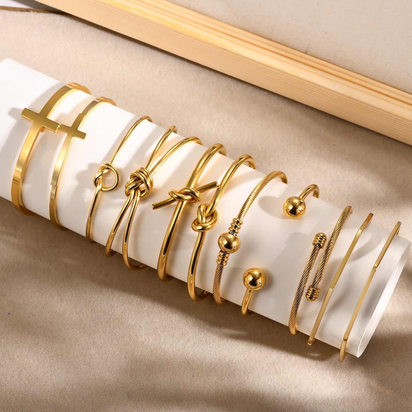Women's Open-ended Fashion Simple Geometric Stainless Steel Gold Knotted Bracelets