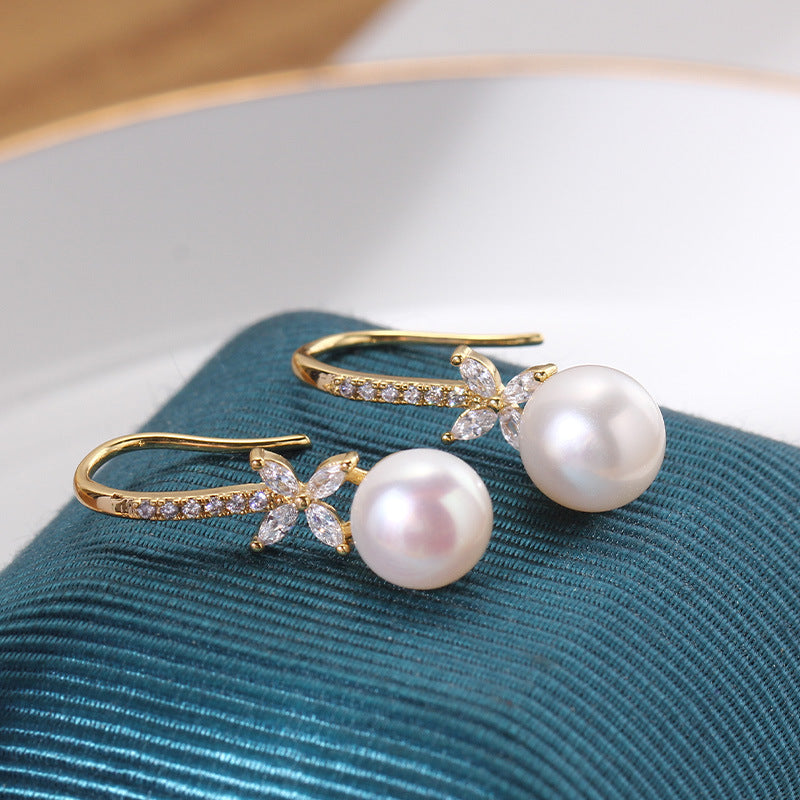 Plated Craft Freshwater Pearl Zircon Simple Earrings