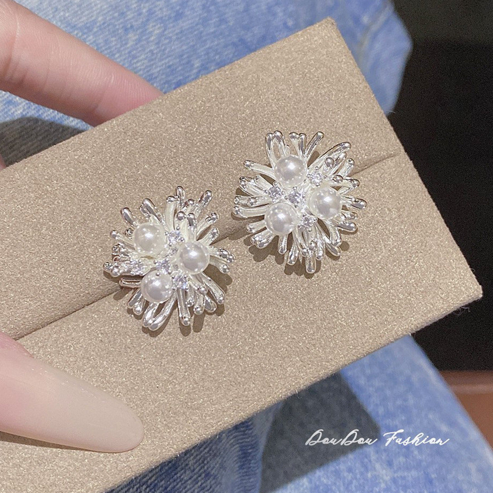 Women's Sier High-grade Unique Fireworks Beautiful Pearl Design Rings