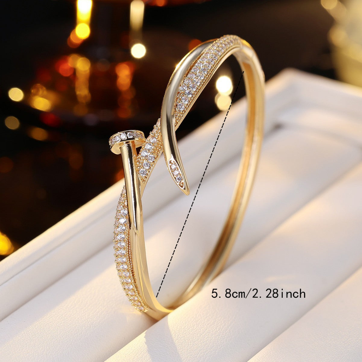 High-grade Nail Surround Shape Fashion Exquisite Bracelets
