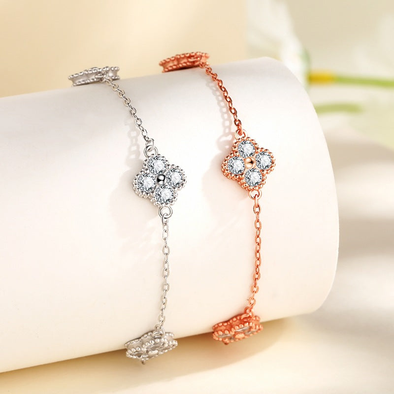 Bracelets minoritaires de luxe légers pour femmes Sier Clover