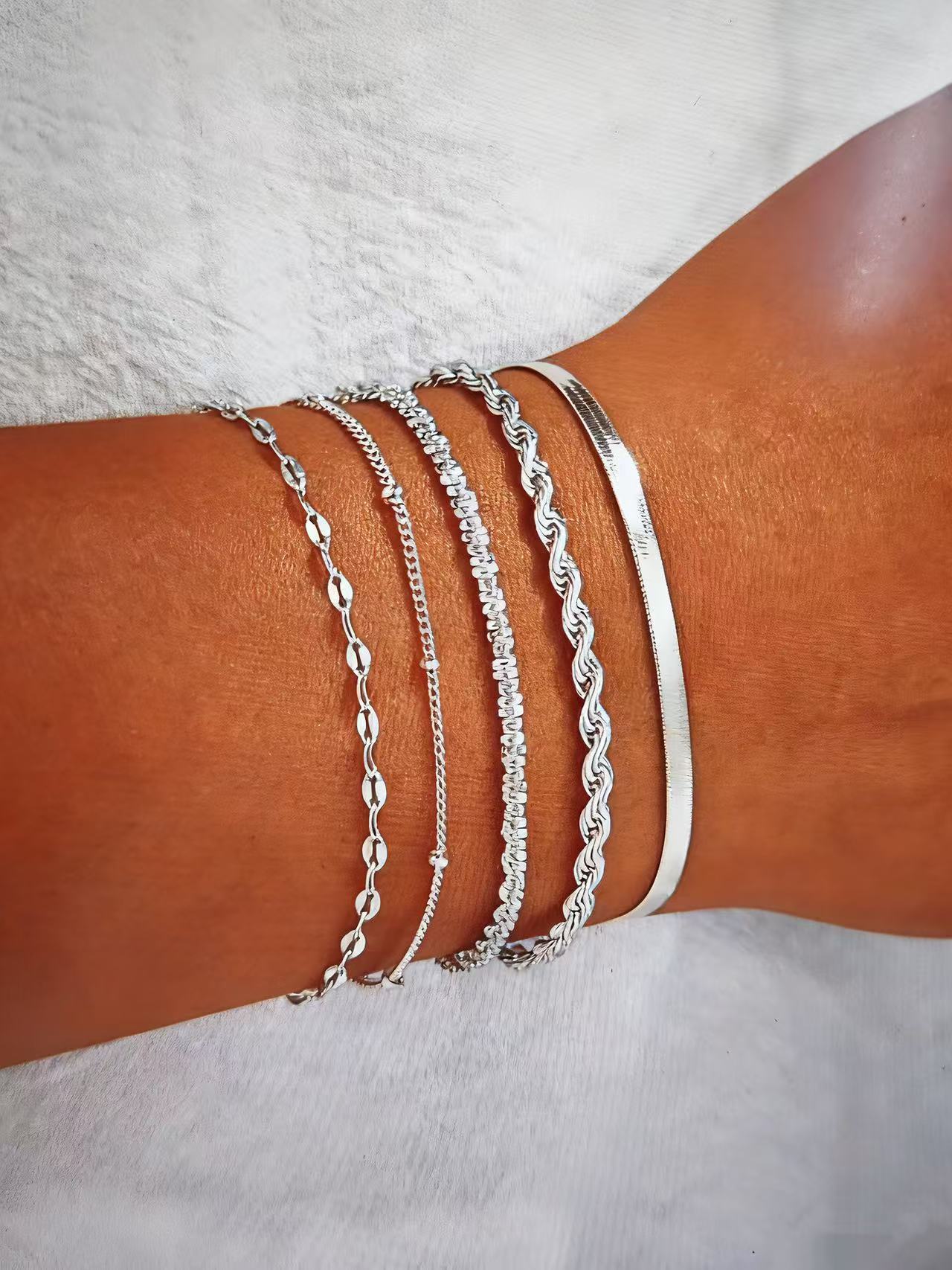 Glamorous Fashion Exquisite Metal Personality Twin Bracelet