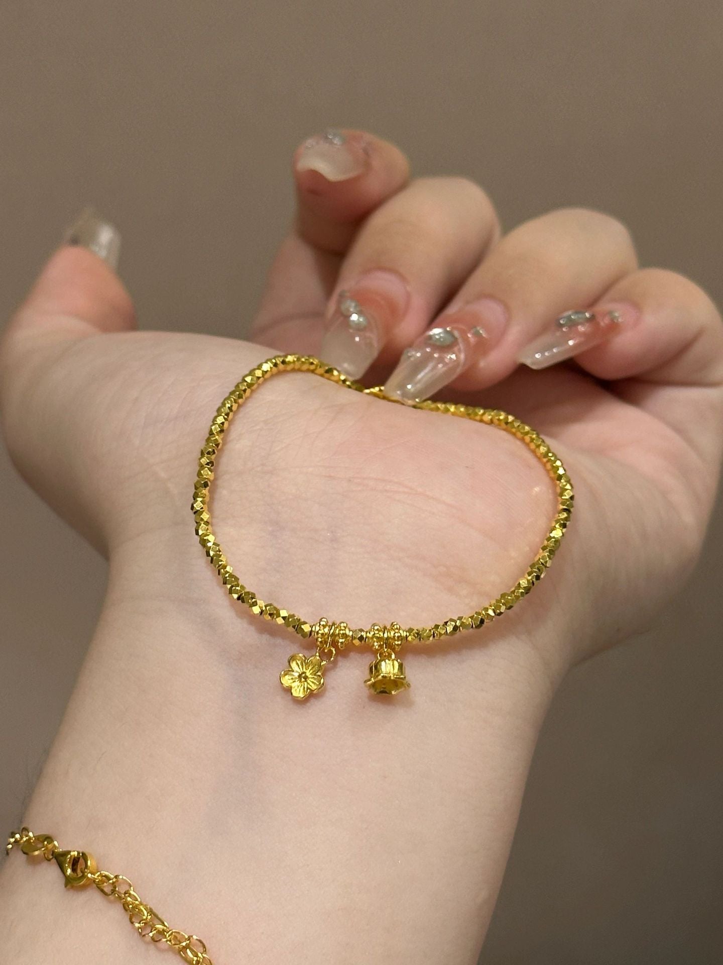 Bracelets à cordes élastiques Disco, perles rondes personnalisées en forme de fleur d'or cassée