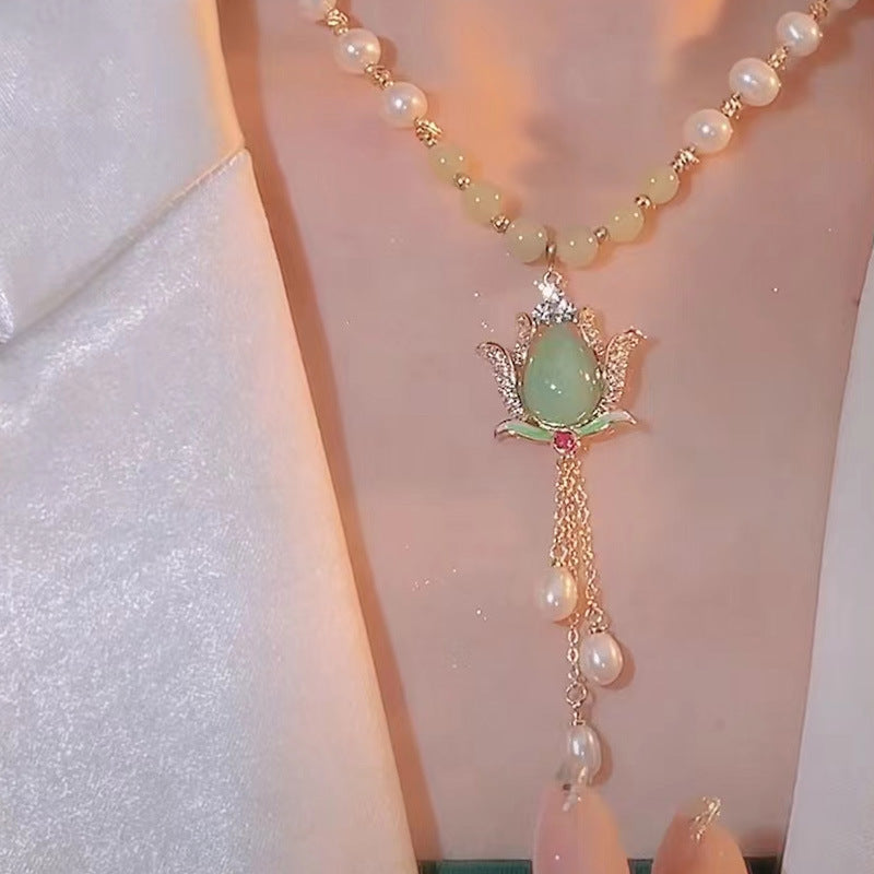 Women's Trendy Diamond Lotus Imitation Pearl Light Luxury Clavicle Necklaces