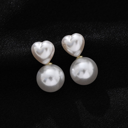 Women's French Retro Heart Pearl Peach Light Luxury Earrings