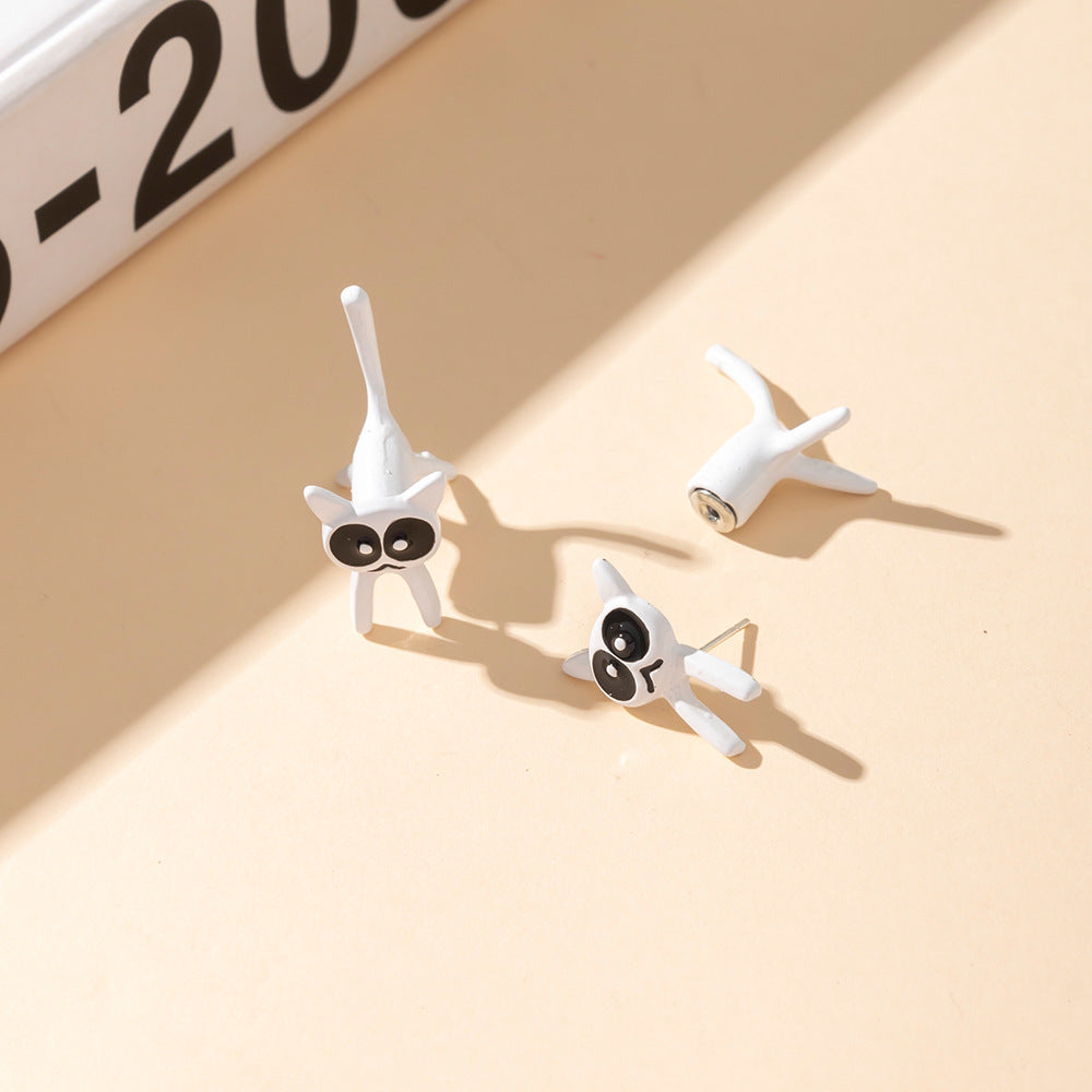 Women's Fashion Plastic Black White Pet Cat Stud Earrings