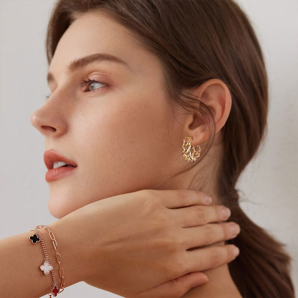Women's Simple Geometric Twist Shaped Pairs Without Piercing Affordable Luxury Earrings