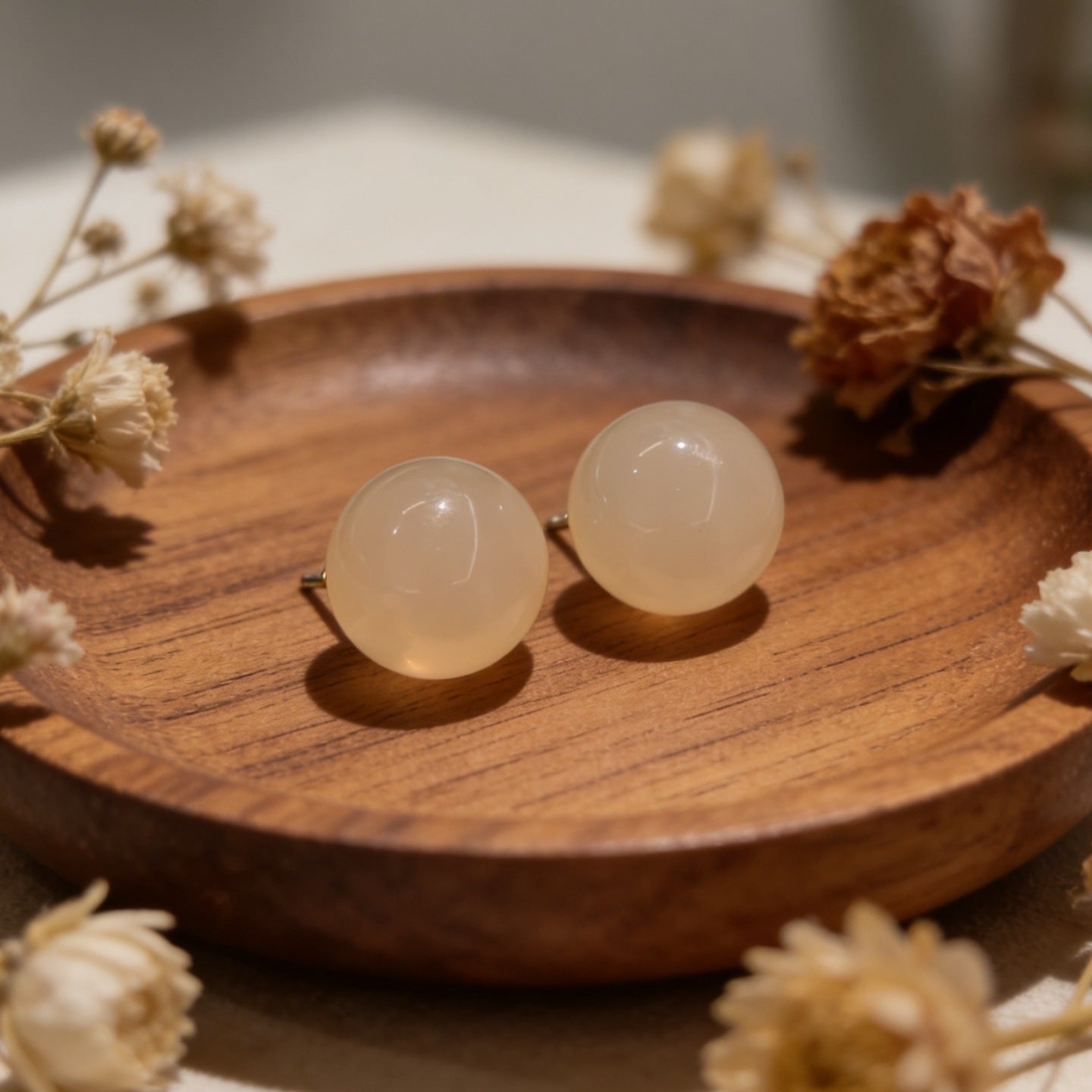 Women's Steamed Buns Bean-shaped High-grade Sense Sweet Stud Earrings