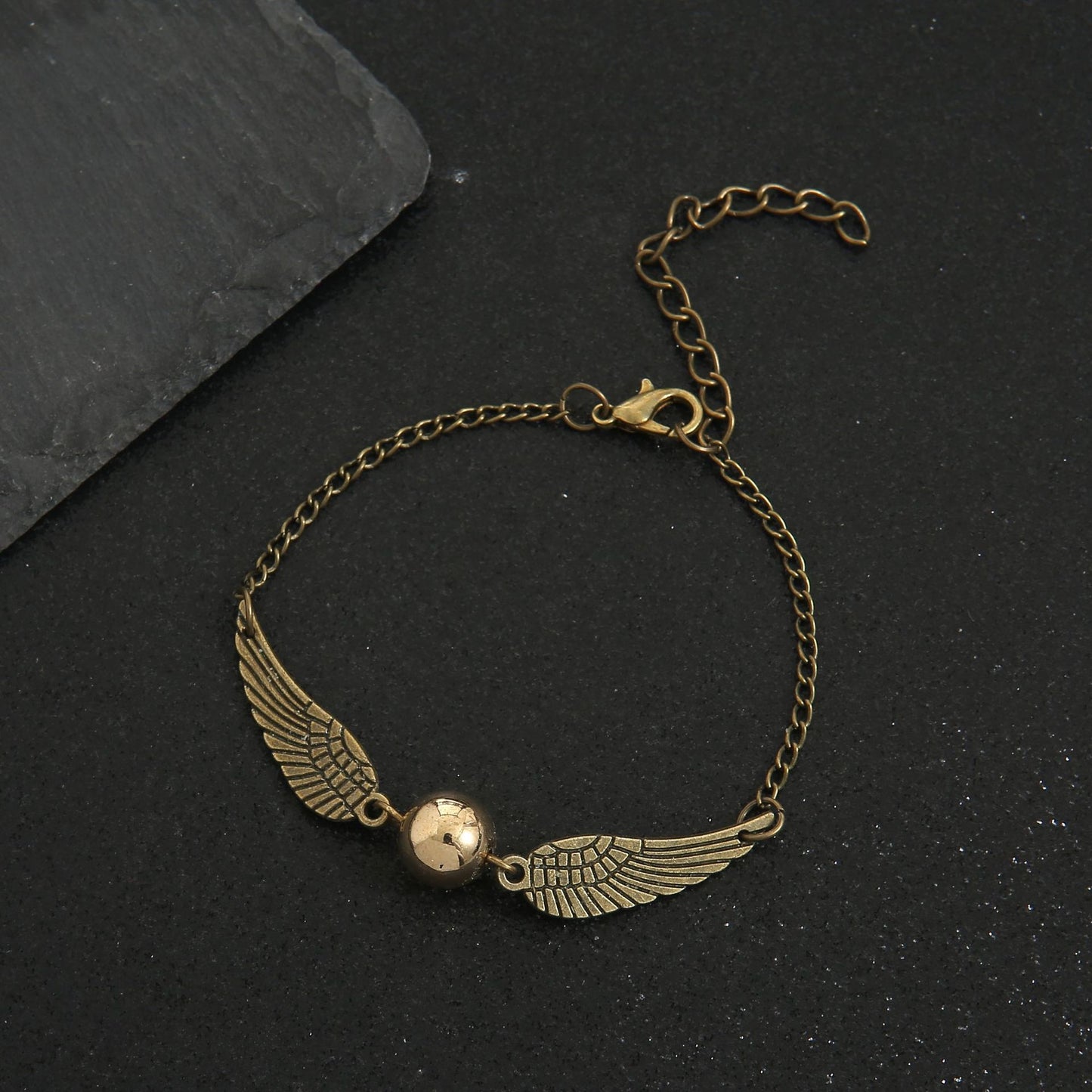 Bracelets populaires avec ailes de personnalité du vif d'or de Harry Potter