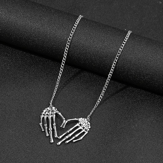 Men's Punk Skull Hand Pendant Hip Hop Clavicle Chain Niche Necklaces