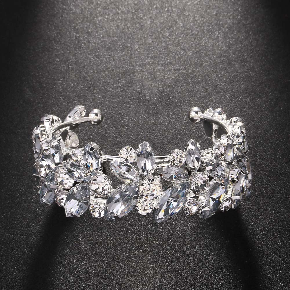 Glamorous Rhinestone Exaggerated Open-ended Advanced Stage Bracelet