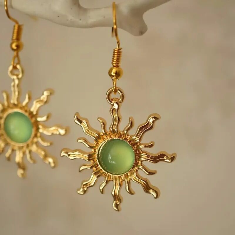 Women's Bohemian Air-cooled Gold Light Green Sun Earrings