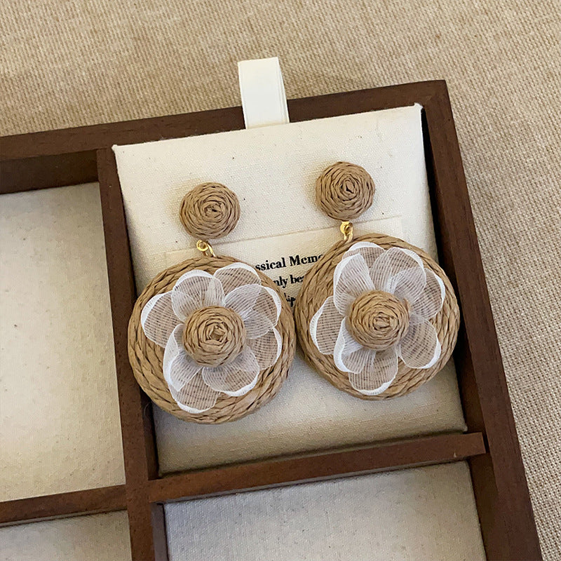 Women's Niche Design Straw Rattan Woven Flower Hat For Vintage Exaggerated Earrings