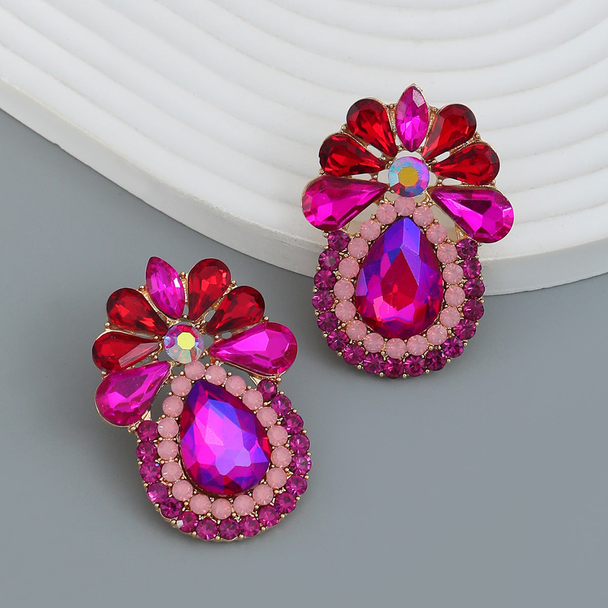 Colorful Crystals Exaggerated Female Alloy Diamond Earrings