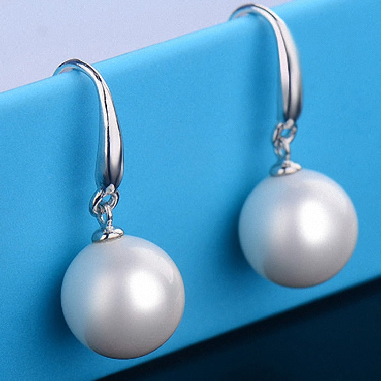 Women's Circle Pearl Siering Korean Style Temperament Earrings