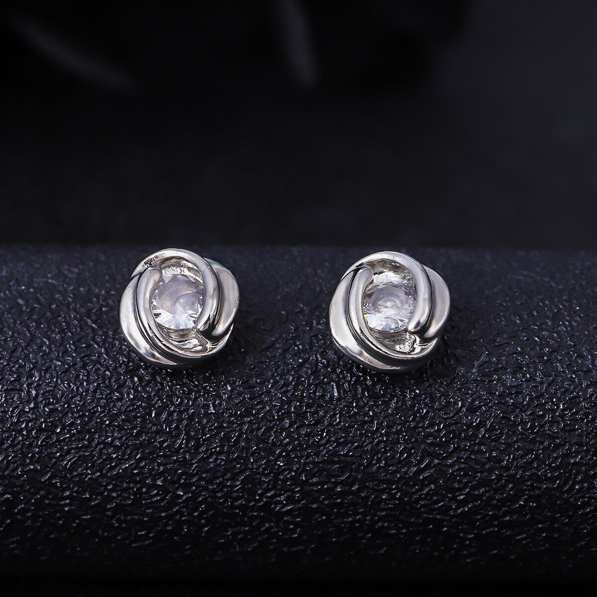Men's Earless Light Luxury Fashion Female Niche Ear Clip
