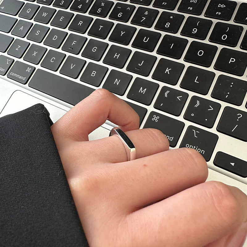 Women's Geometric Simple Glossy Minimalist Fashion Temperamental Switchable Index Rings
