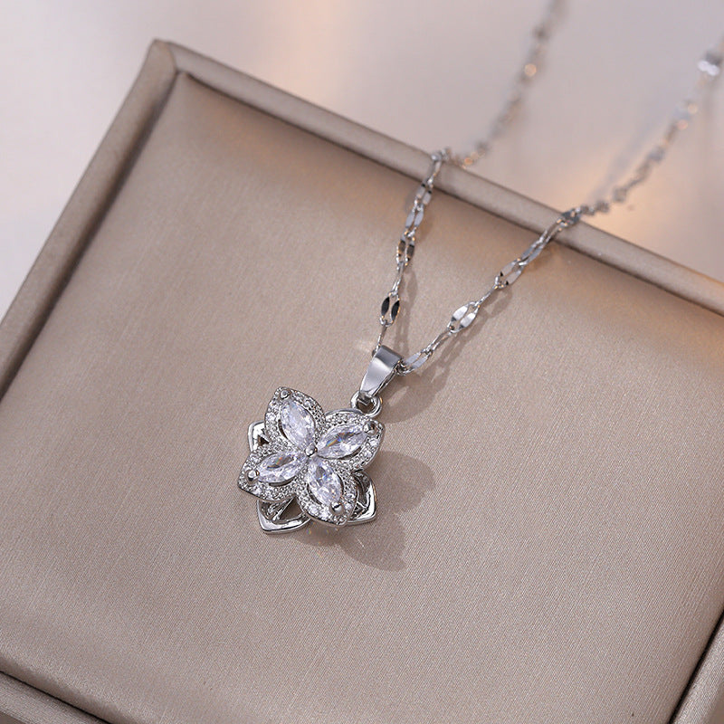 Women's Four-leaf Pendant Set Clavicle Chain Neck Necklaces