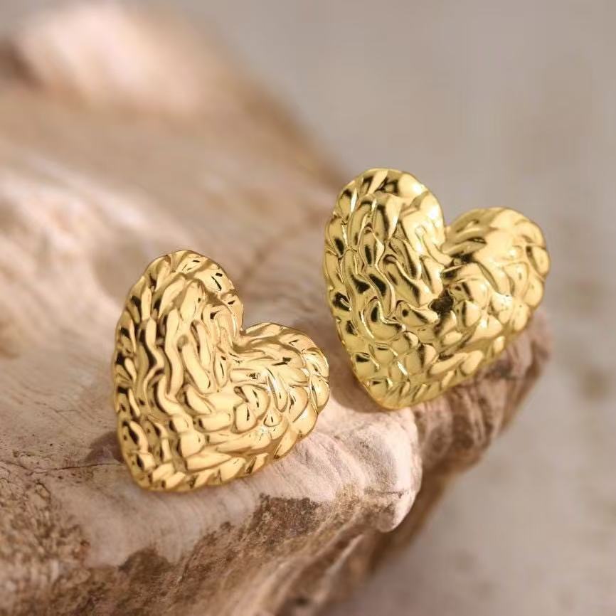 Women's Creative Stainless Steel Square Heart-shaped Pleated Stud Earrings