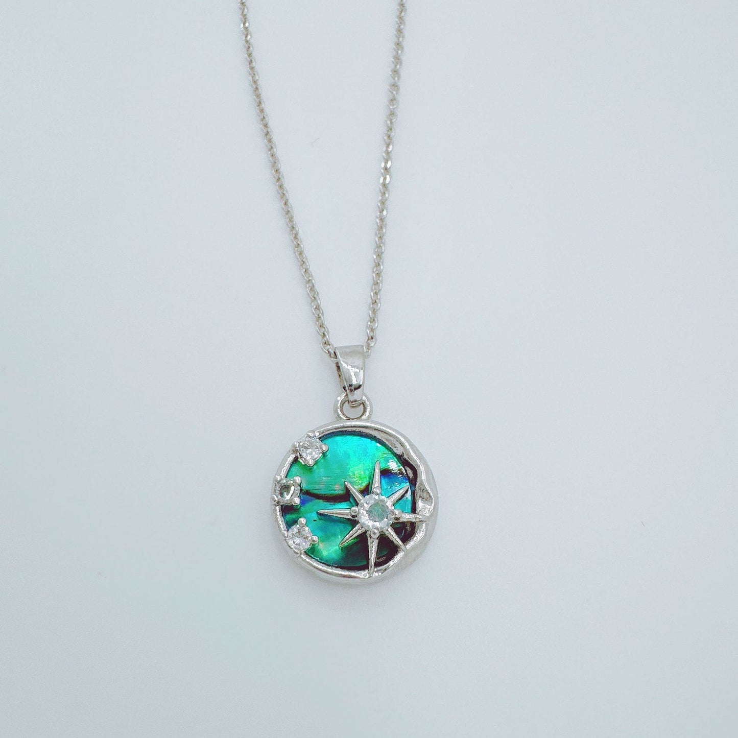 Charming Popular Shell Cloud Light Female Necklaces