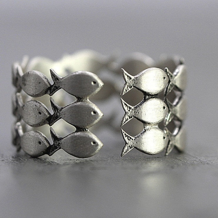 Handmade Open Two-color Mesh Shape Fish Ring