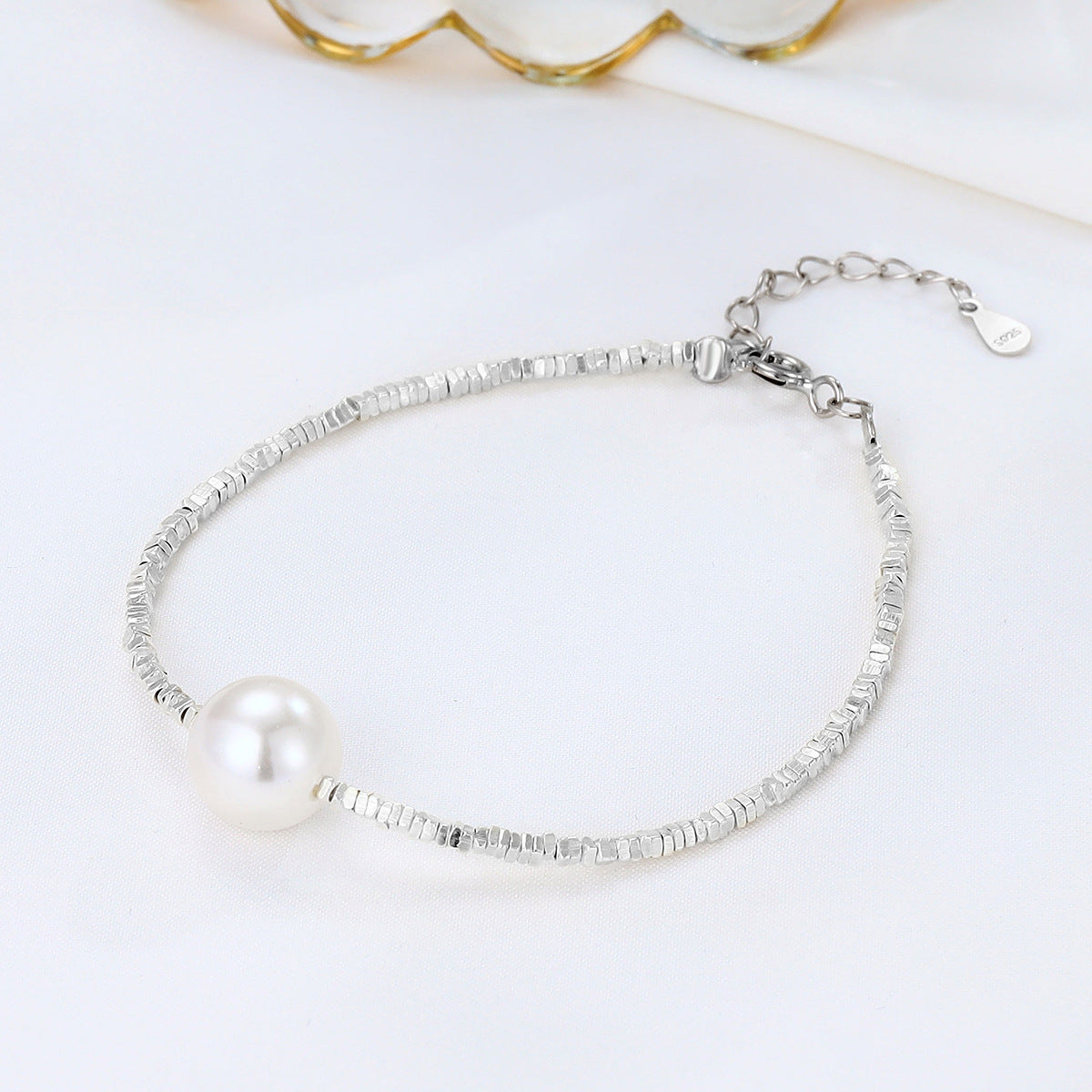 And White Pearl Square Small Pieces Of Bracelets