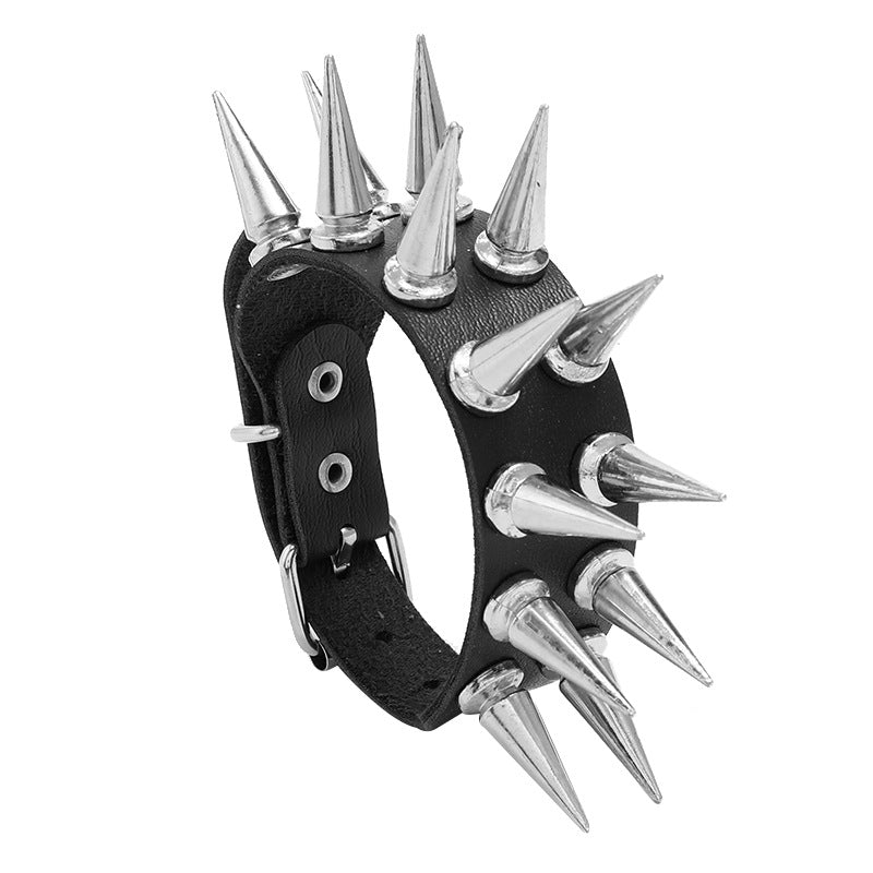 Herren Ornament Punk 2 Reihen Spitze Nagel Leder Persönlichkeit Armbänder