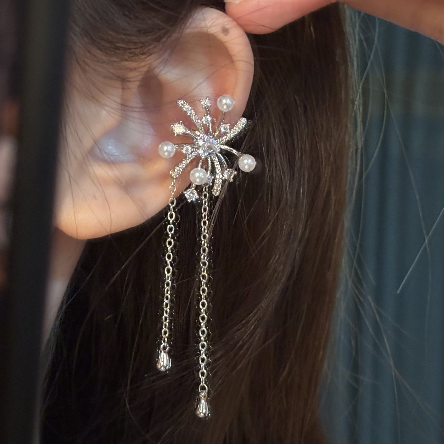 Round Tassel Bone French Vintage Court Style Light Ear Clip