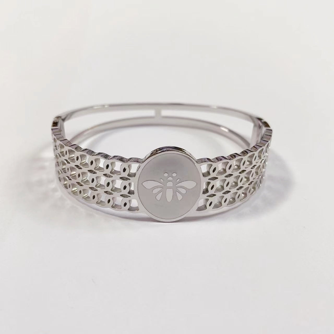 Women's Offer Simple Titanium Steel High Quality Color Retention Personality Shaped Bracelet