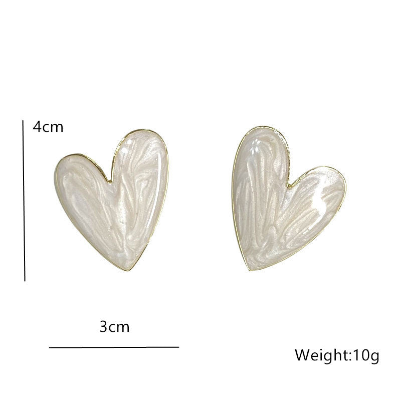 Boucles d'oreilles d'amour exagérées et personnalisées blanches de haute qualité