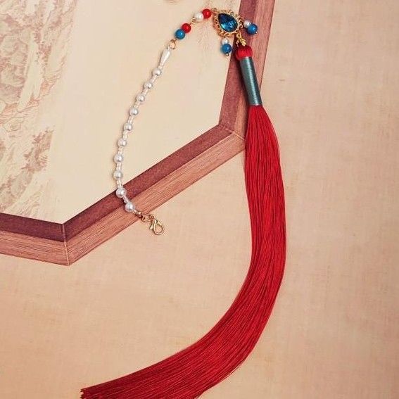 Women's Precious Stones Adult Tassel Longevity Lock Retro Ethnic Style Pendants