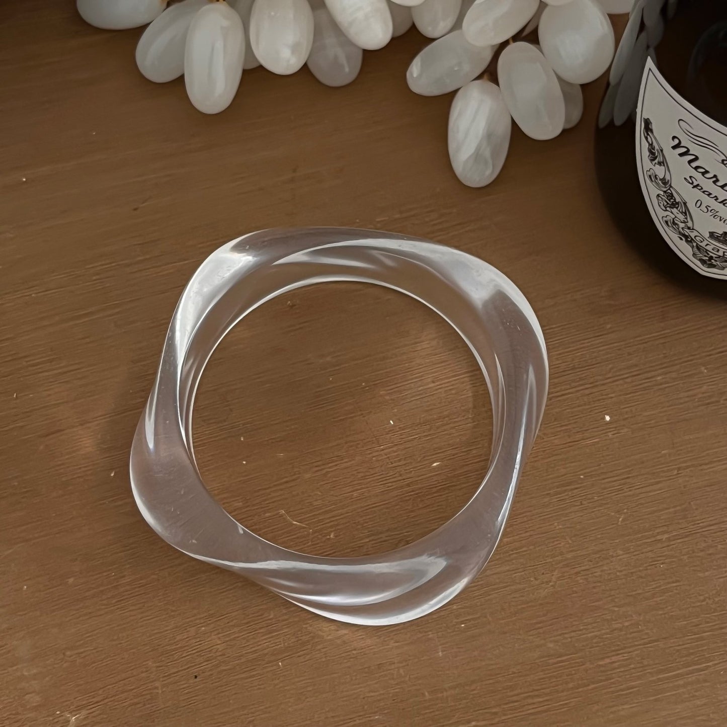 Women's Irregular Blooming Resin Curved Girlfriends Bracelet