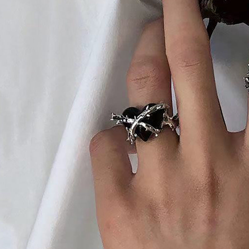 Clearance Vintage Creative Heart Hollow Butterfly Rings