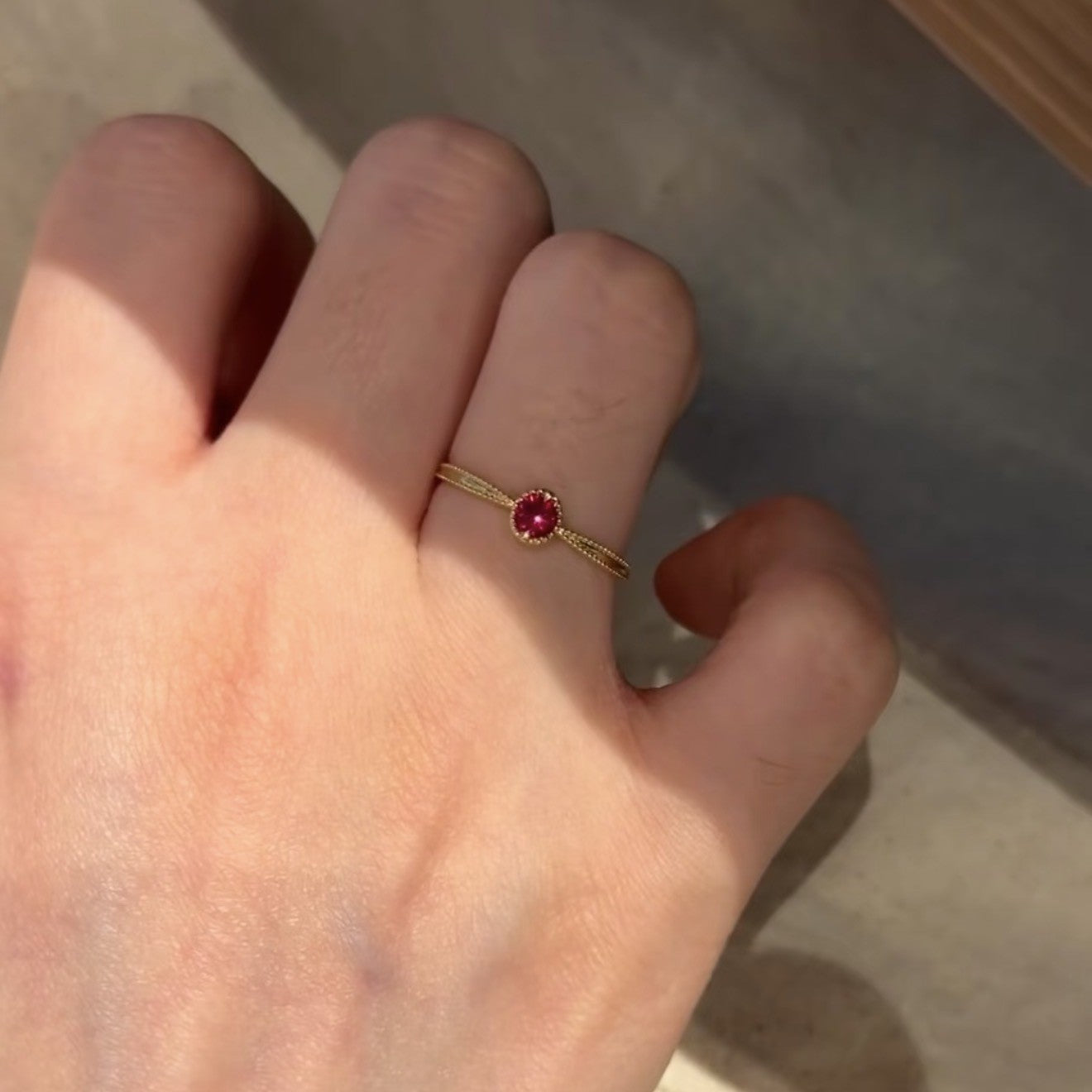 Red Shiny Diamond Female Retro Exquisite Light Luxury Minority Ring