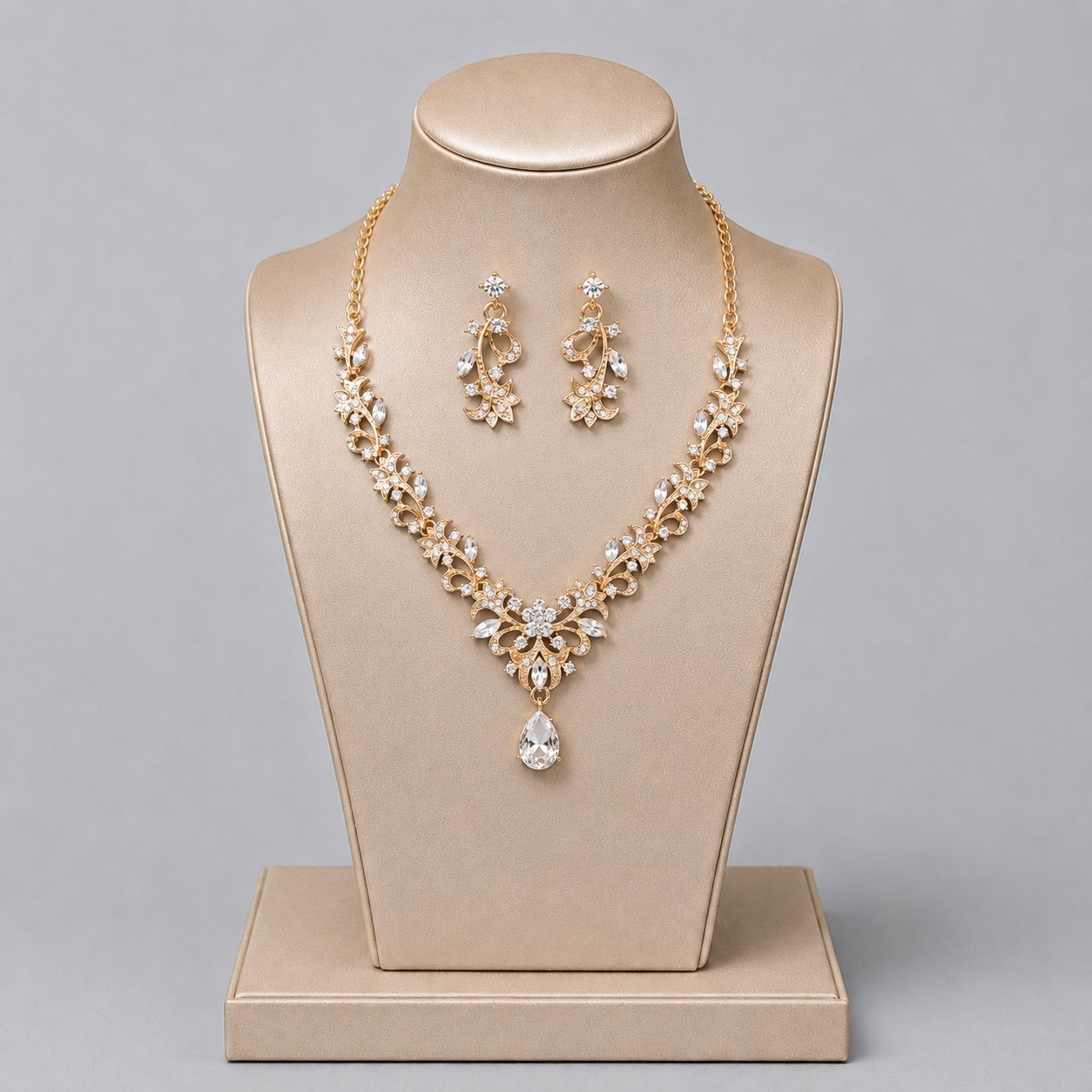 Alloy Rhinestone Light Luxury Dinner Dress Jewelry Set
