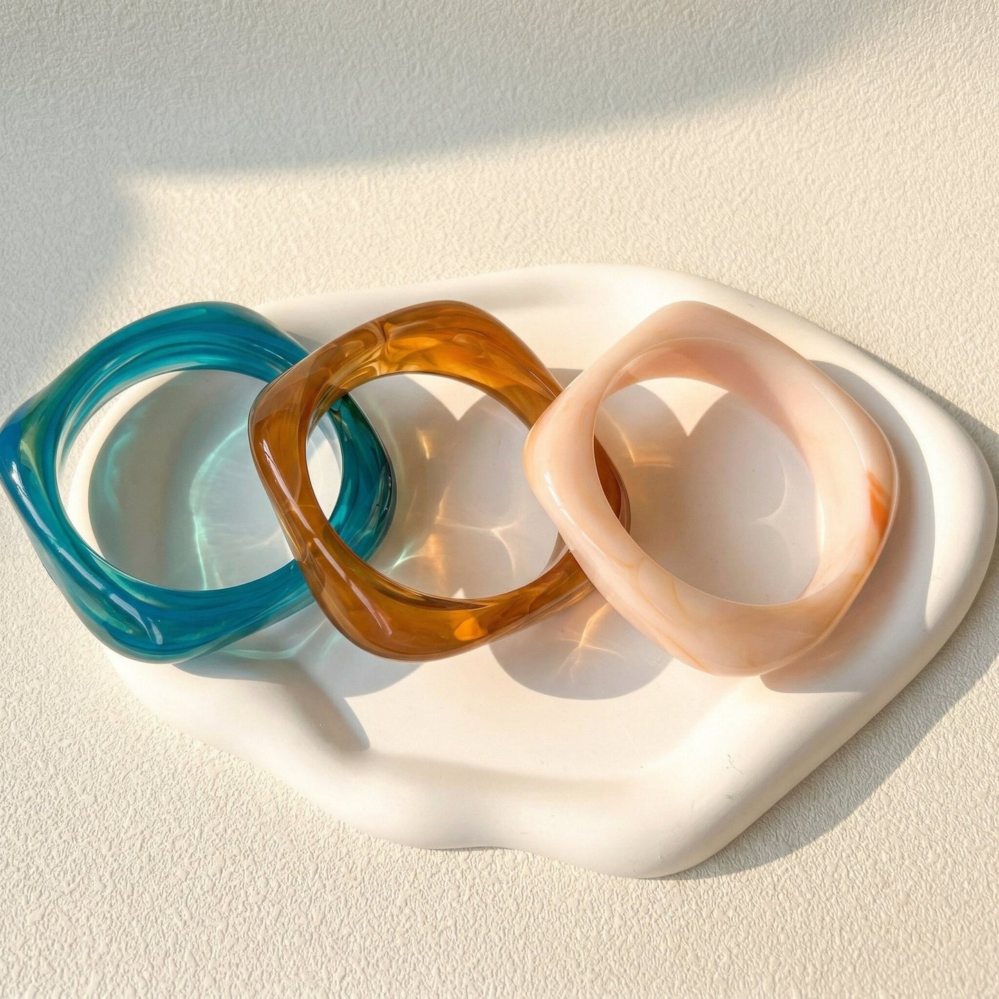 Women's Blooming Simple Niche Geometric Circle Resin Fashionable Elegant High Sense Bracelet