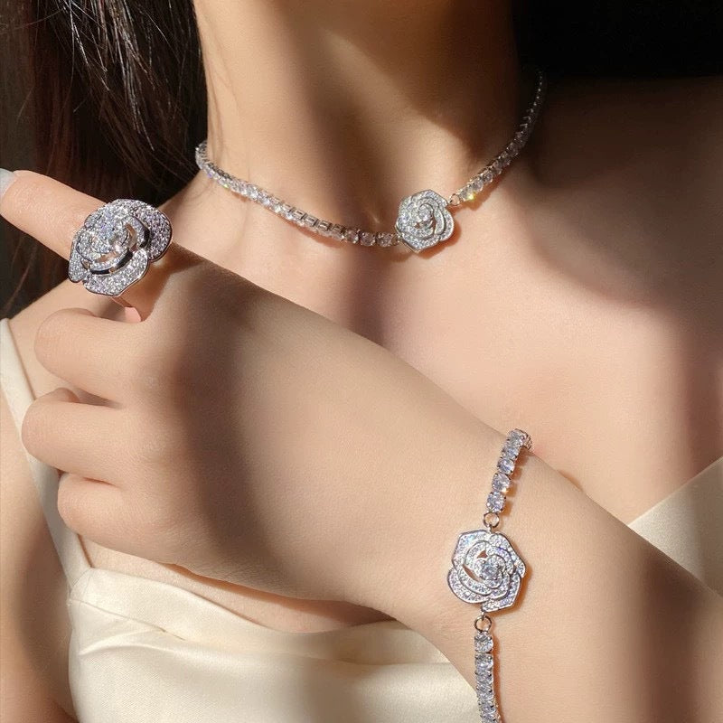 Women's Light Luxury Hollow Rose Ear Micro Setting Full Diamond Fashion Jewelry Set