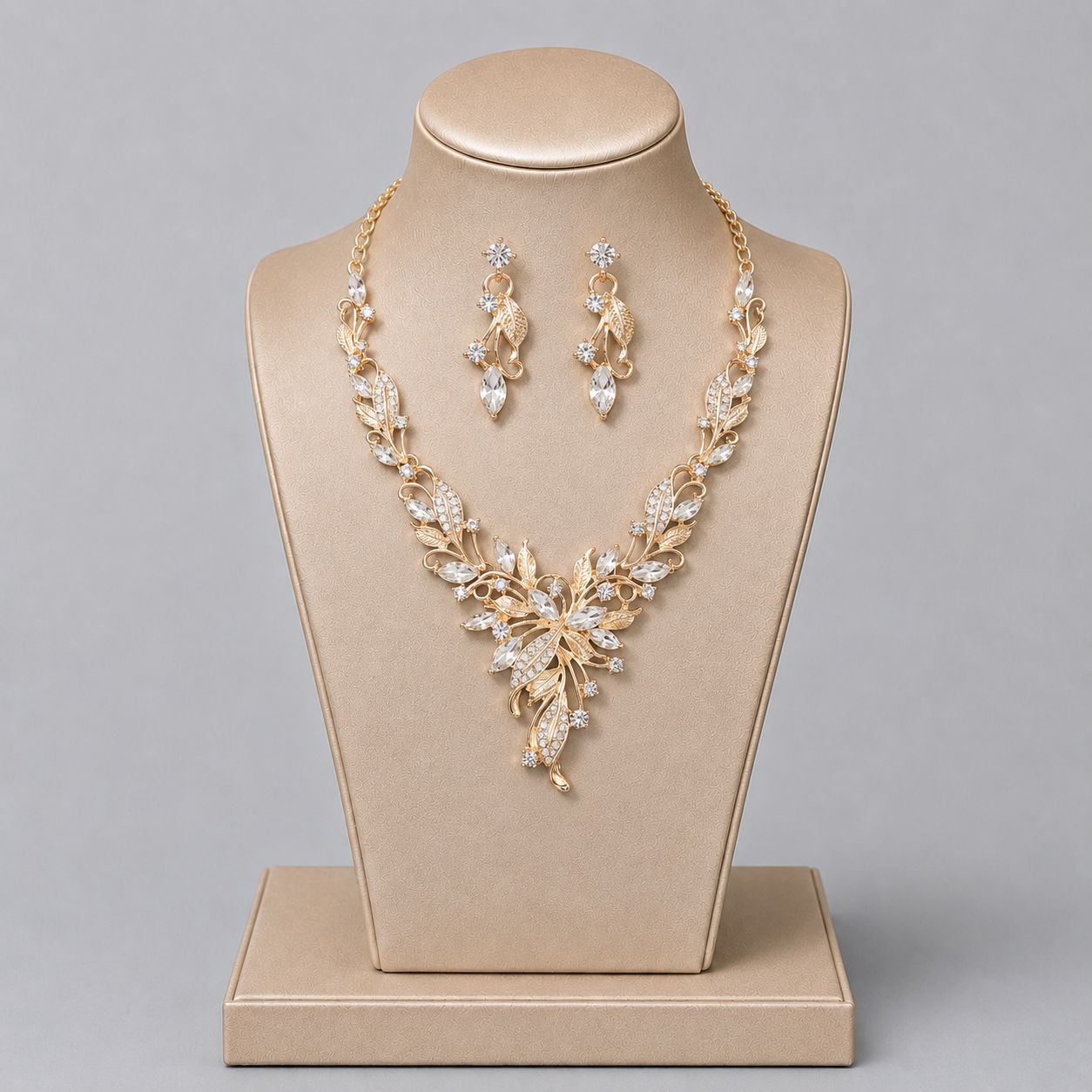 Alloy Rhinestone Light Luxury Dinner Dress Jewelry Set