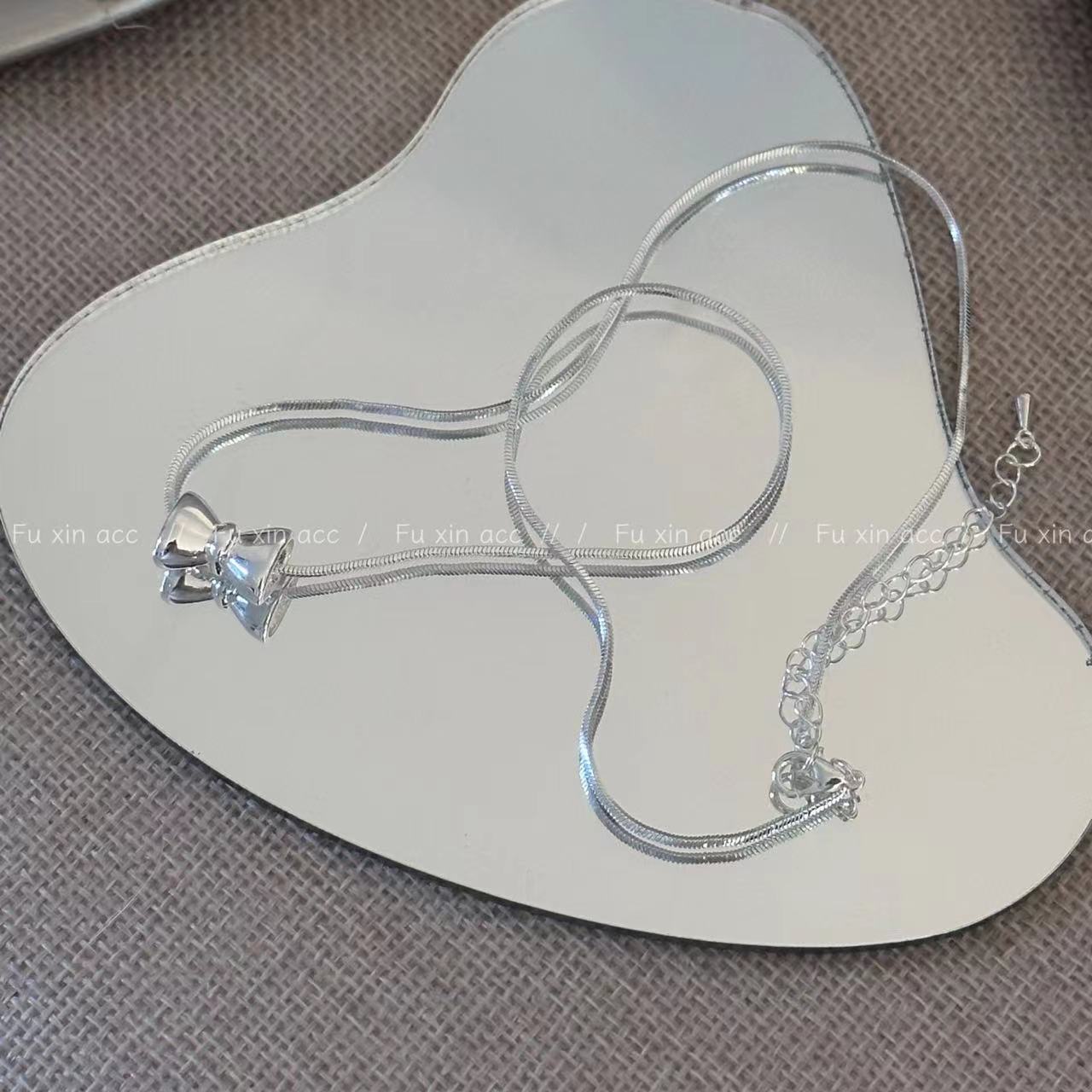 Light Luxury Bow Pendant Female Niche High-grade Cold Necklaces