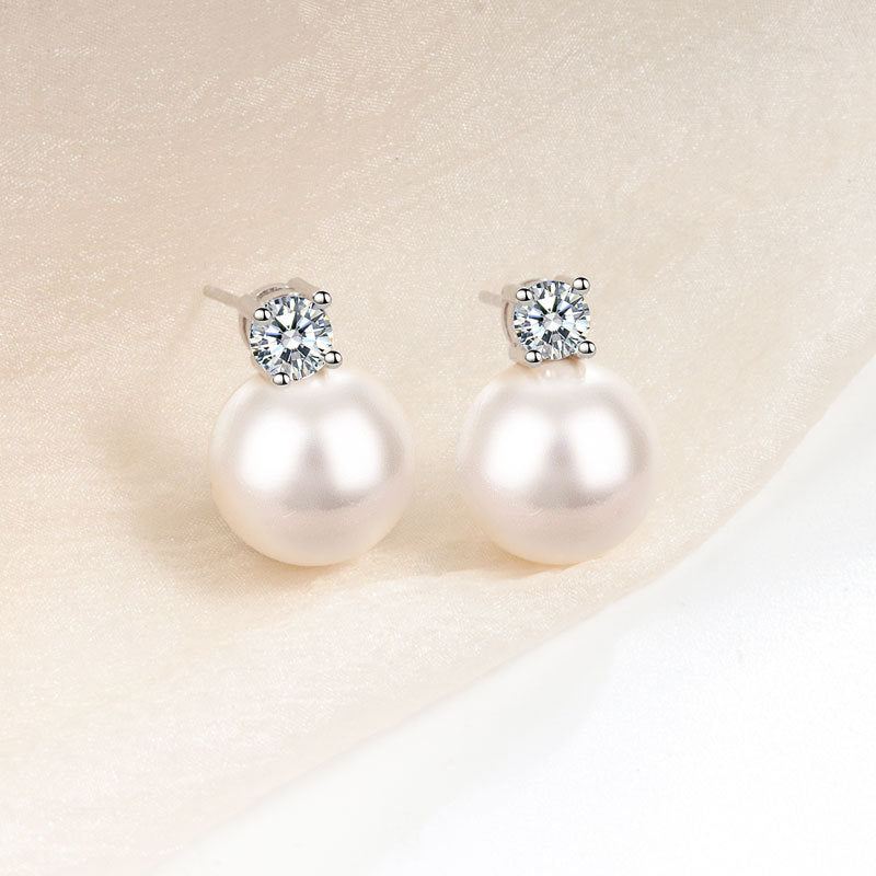 Drama World Kim Ear Imitation Pearl Earrings