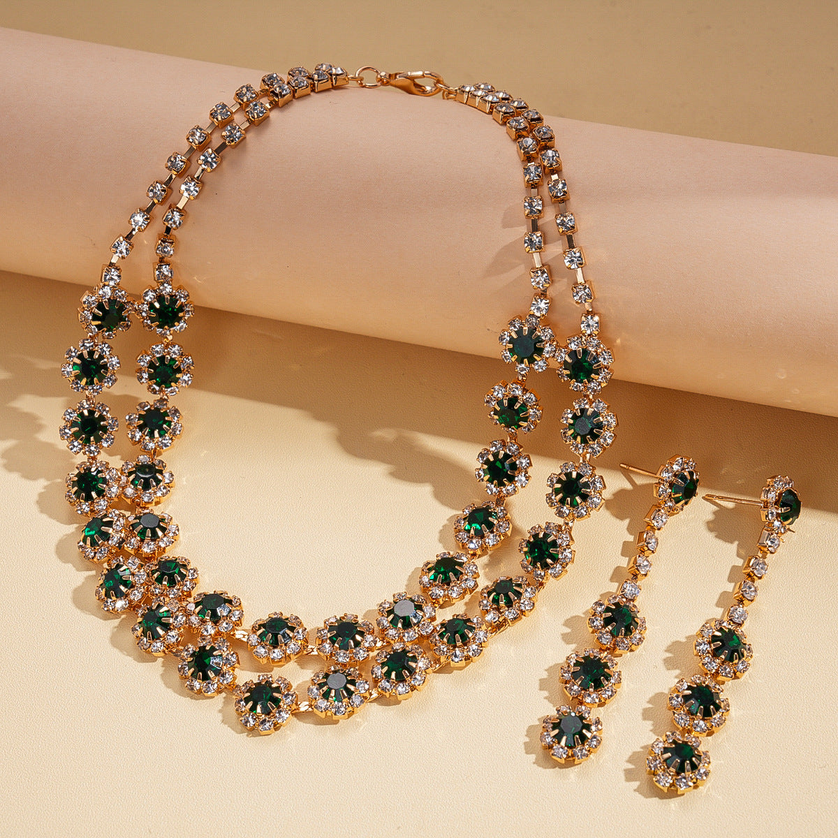 With Diamond Flower Ear Niche Design Clavicle Jewelry Set