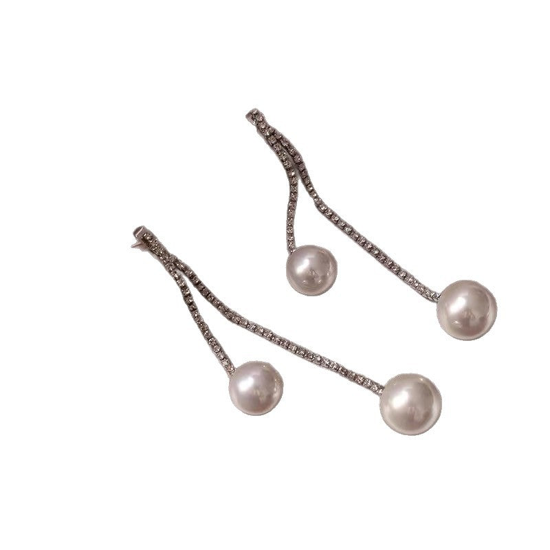 Elegant Rhinestone Tassel Pearl Niche Design Earrings