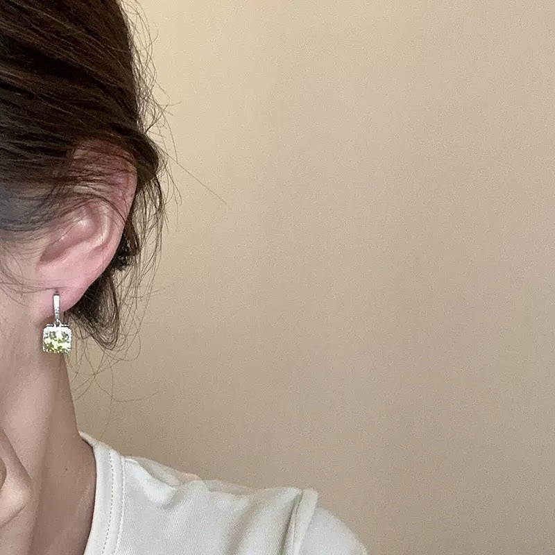 Korean Style Sugar Zircon Light Luxury High-grade Exquisite Versatile Dignified Ear Clip