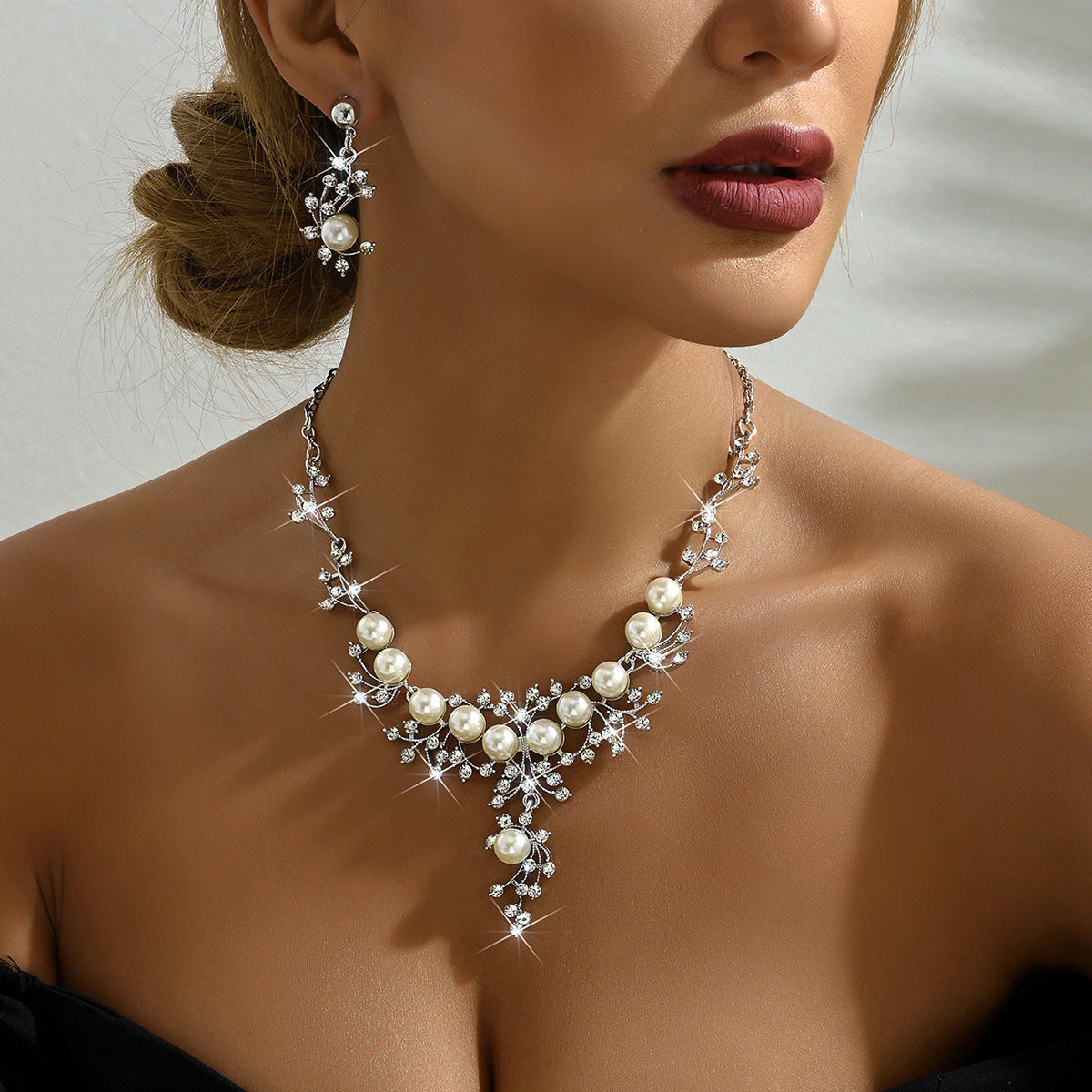 Alloy Suit Female Light Luxury Minority Bride Formal Dress Clavicle Jewelry Set