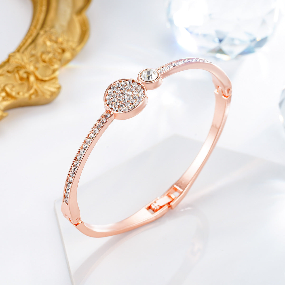 Nischen-Diamant-Sweet-Armbänder für Damen im koreanischen Stil