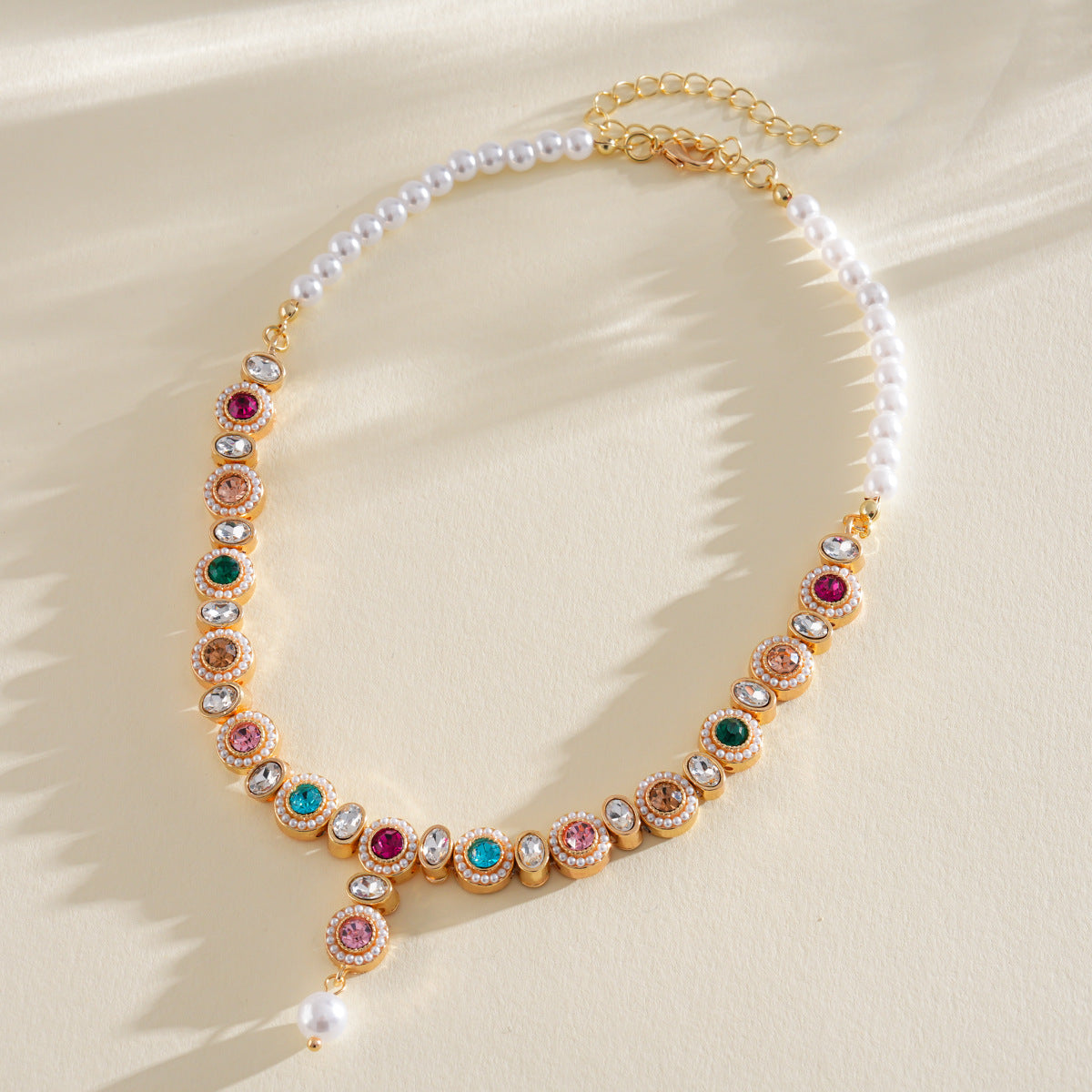 Women's Round Pearl Light Luxury Minority Vintage Clavicle Chain Jewelry Set
