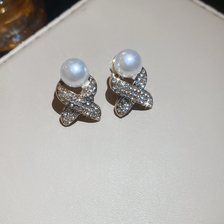 Women's Round Pearl Niche Temperament Light Luxury High Necklaces