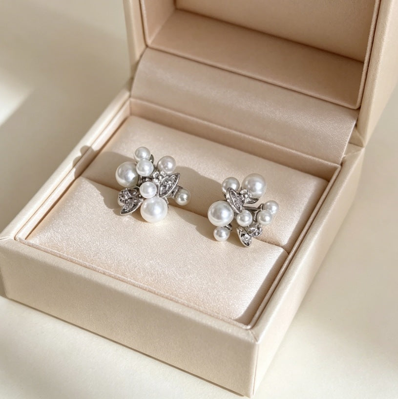 Compact Elegant Pearl Eardrops French Style Design Stud Earrings
