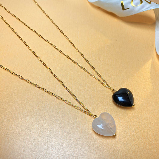 Black Agate Heart-shaped Female Clavicle Chain Necklaces